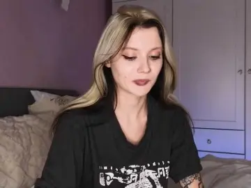 Bongacams Live Sex of Alicee-teasee