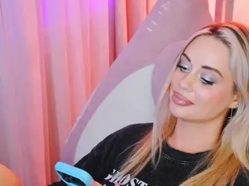 Bongacams Watch Live Sex Cams of 000---