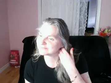 Bongacams Live Sex Cam of Chealsiek