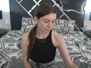 Bongacams Live Sex Cam of NicoleInfinity