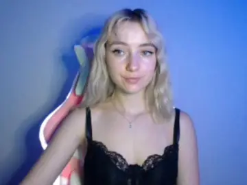 Bongacams Free Porn Cam of LuciaGlow