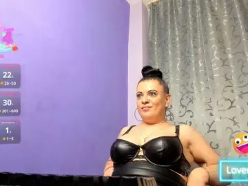 Bongacams Free Live Porn of AdriannaLyly