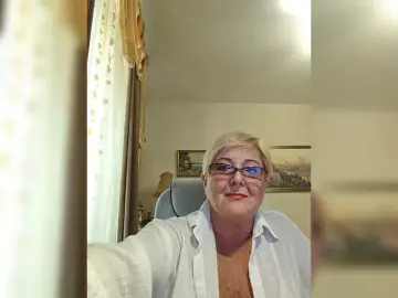 Bongacams Adult Webcam of KarinkaSweet
