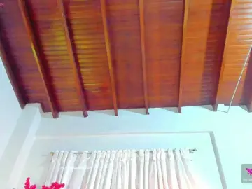 Bongacams Live Sex Cam of milfhorny69