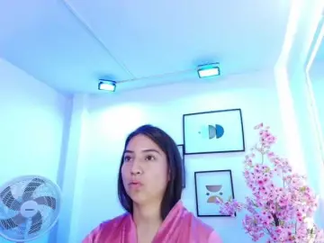 Bongacams Free Porn Cam of Ema-louisx