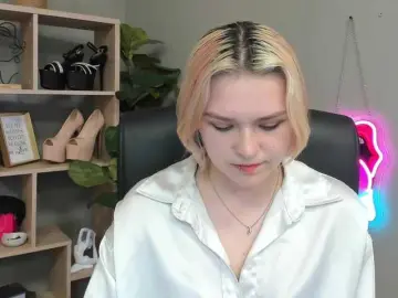 Bongacams Private Sex Chat of SweetLilyxo