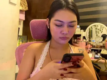 Bongacams Private Sex Chat of LesliDine