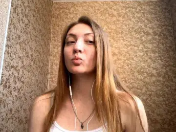Bongacams Live Sex of MyrticeDollen