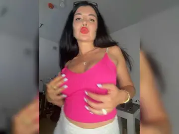Bongacams Adult Webcams of ALEXMILANA