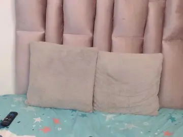 Bongacams Free Porn Cam of PARIS-CUTE
