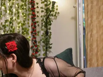 Bongacams Private Sex Chat of NaughtYHomemadE