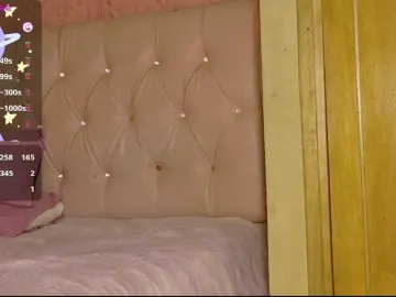 Bongacams Nude Webcam of ManuMeow
