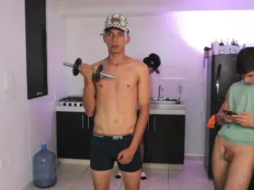 Bongacams Free Porn Cam of skinnyrichgirlD