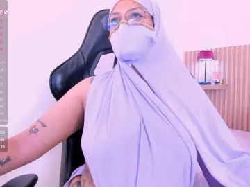 Bongacams Sex Cam of zully-arabb
