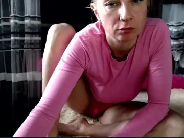 Bongacams Watch Live Sex Cams of Lollifoxy