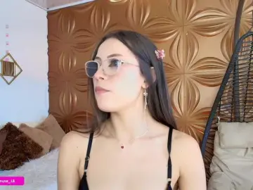 Bongacams Free Porn Cam of Anniemuse