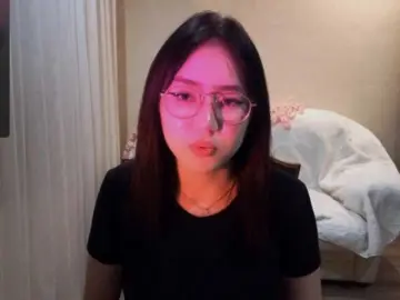 Bongacams Free Porn Cam of MyrleHenggeler