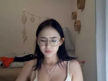 Bongacams Live Sex Cam of MyrleHenggeler