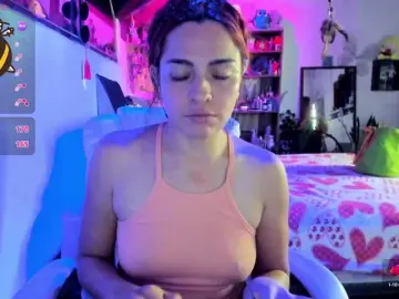 Bongacams Nude Webcam of SmilingSalor