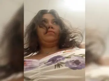 Bongacams Watch Live Sex Cams of RoxySexy