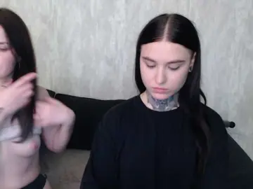 Bongacams Best live sex cam show of SilkLovers