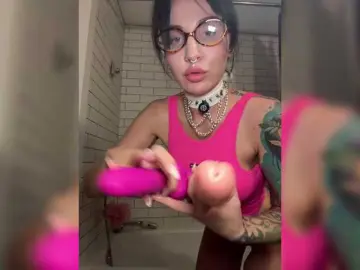Bongacams Live Porn of CosmoV1be