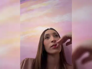 Bongacams Watch Live Sex Cams of Megan-Holly