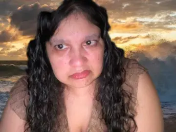Bongacams Nude Webcam of DUMBHOEMELANIE