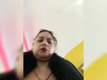 Bongacams Free Live Porn of AlexaBrown12