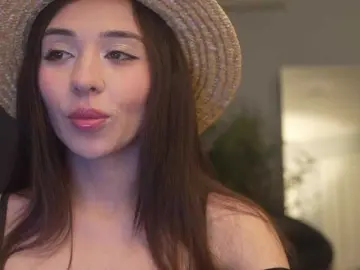 Bongacams Watch Live Sex Cams of SpaceAna