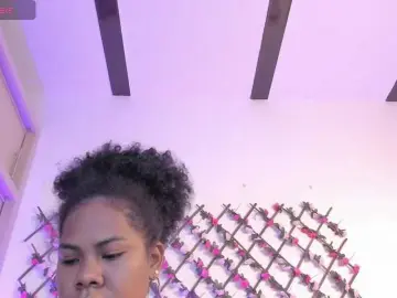 Bongacams Watch Live Sex Cams of naughtyebonyy