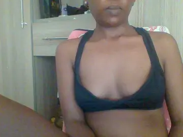 Bongacams Best live sex cam show of Hotchille