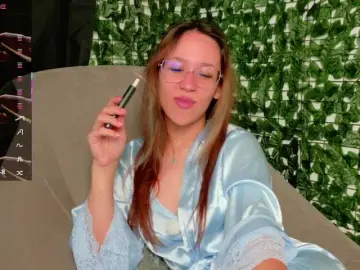 Bongacams Watch Live Sex Cams of NicoleIris