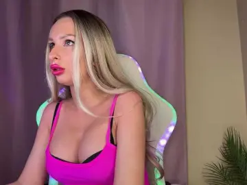 Bongacams Best live sex cam show of GoldPussy69