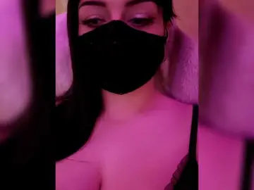 Bongacams Free Porn Cam of YennSI
