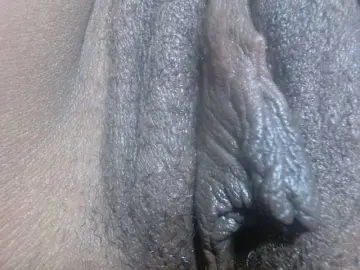 Bongacams Sex Cam of Skinybitchx
