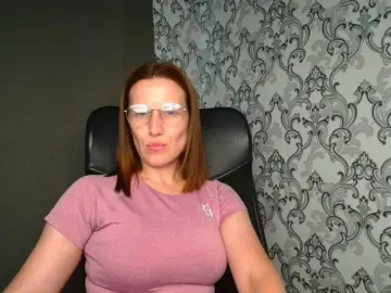 Bongacams Free Live Porn of BellaKisss1