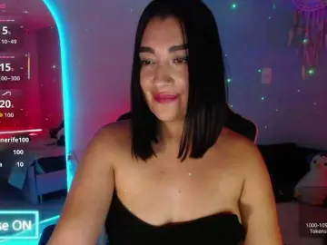 Bongacams Watch Live Sex Cams of -santalove-