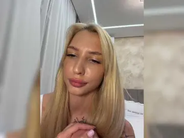 Bongacams Best Webcam of EwaBrown