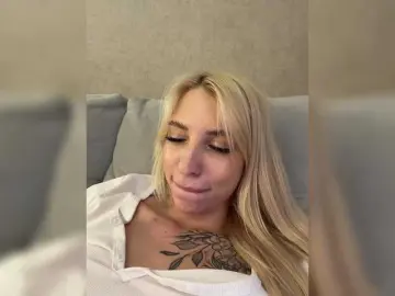 Bongacams Nude Webcam of EwaBrown