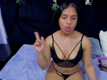 Bongacams Watch Live Sex Cams of SquirtDirty