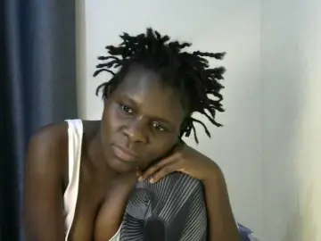 Bongacams Sex Cam of Queenbeea