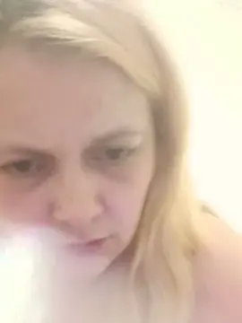 Cam4 Live Porn of lapetitecoquin3