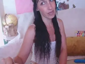 Cam4 Free Porn Cam of LouXoXo
