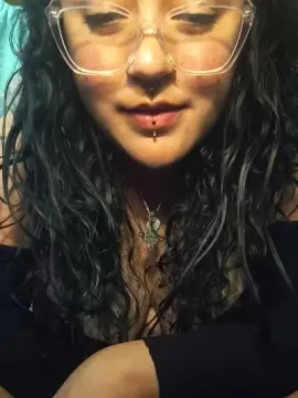 Cam4 Private Sex Chat of MonikaBohn99