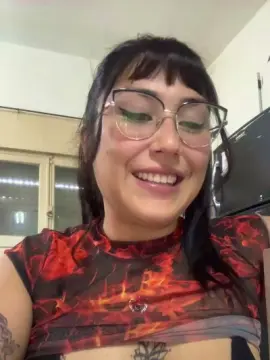 Cam4 Live Sex of Lareyni26