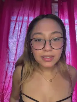 Cam4 Sex Cam of babychiara