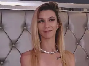 Cam4 Sex Chat of MayaHales