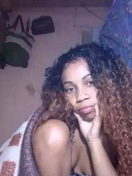 Cam4 Adult Webcams of Rowane1