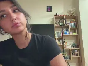 Cam4 Live Sex Cam of YingPopichak